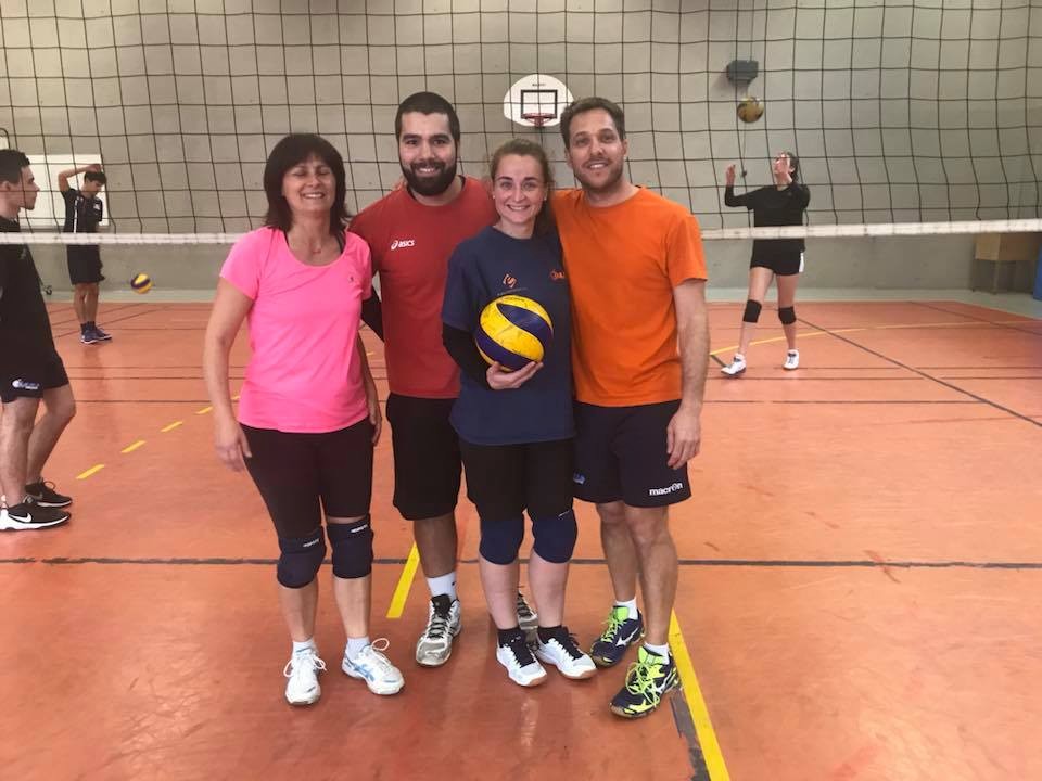 gal/saison 2017-2018/tournoi_noel_seniors/26219380_10155446926941743_6746237175620894076_n.jpg